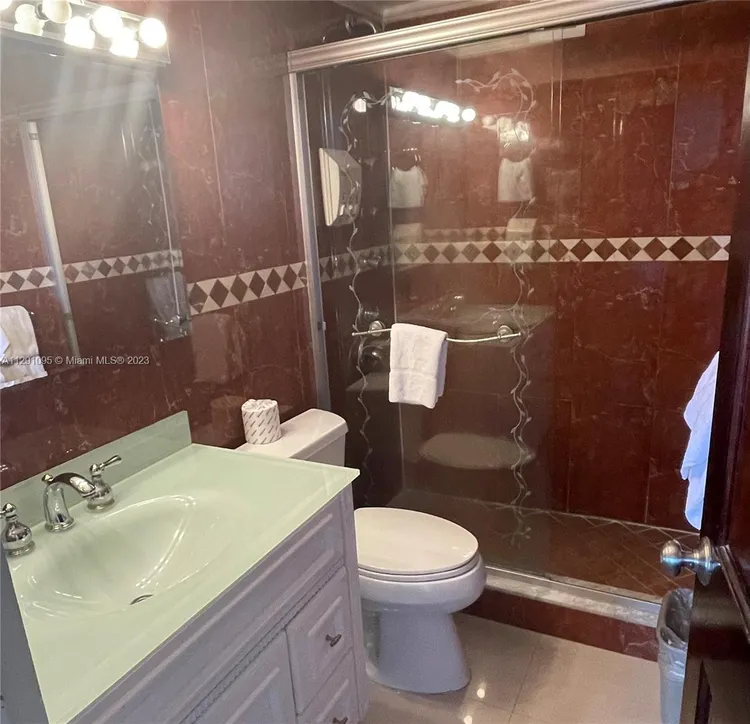 Four Ambassadors #1968 image #9