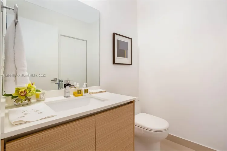 Bay House #LPH1 image #12