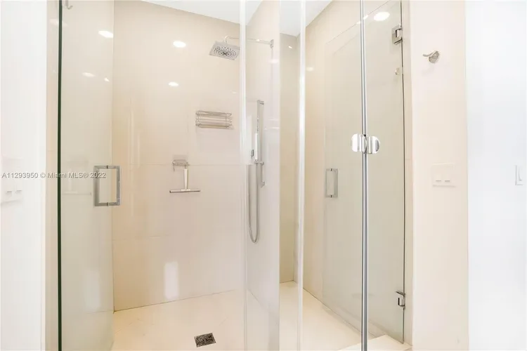 Bay House #LPH1 image #18