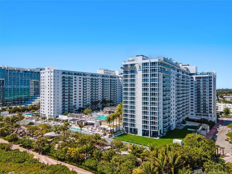 Roney Palace #1127 image #18
