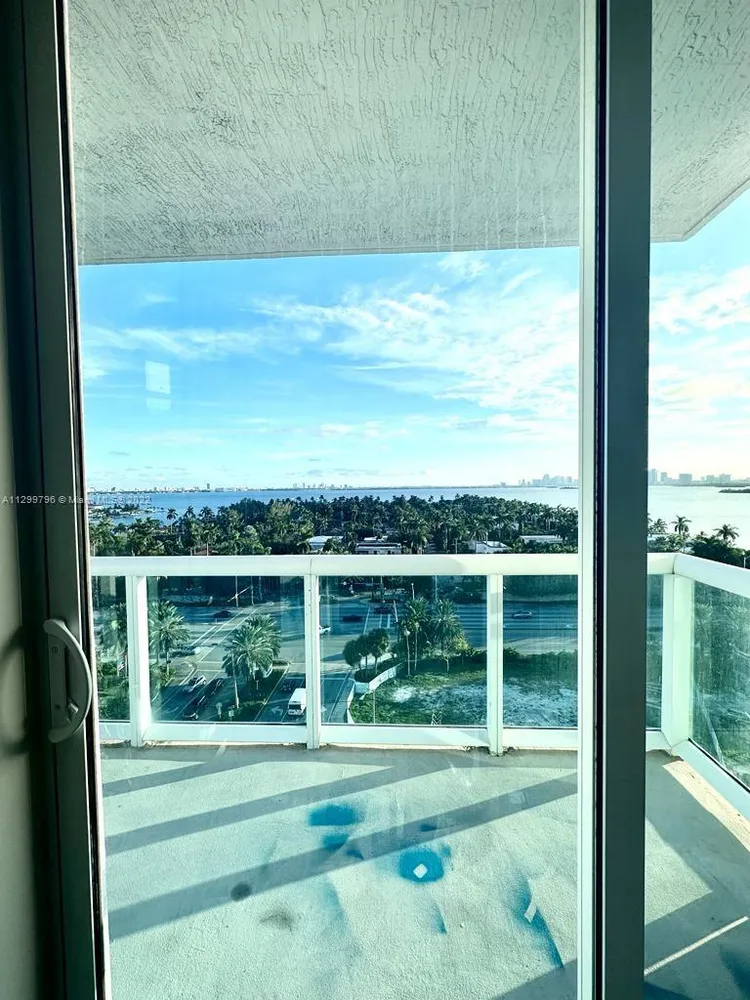 360 Condo #1125 image #11