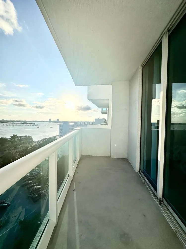360 Condo #1125 image #43