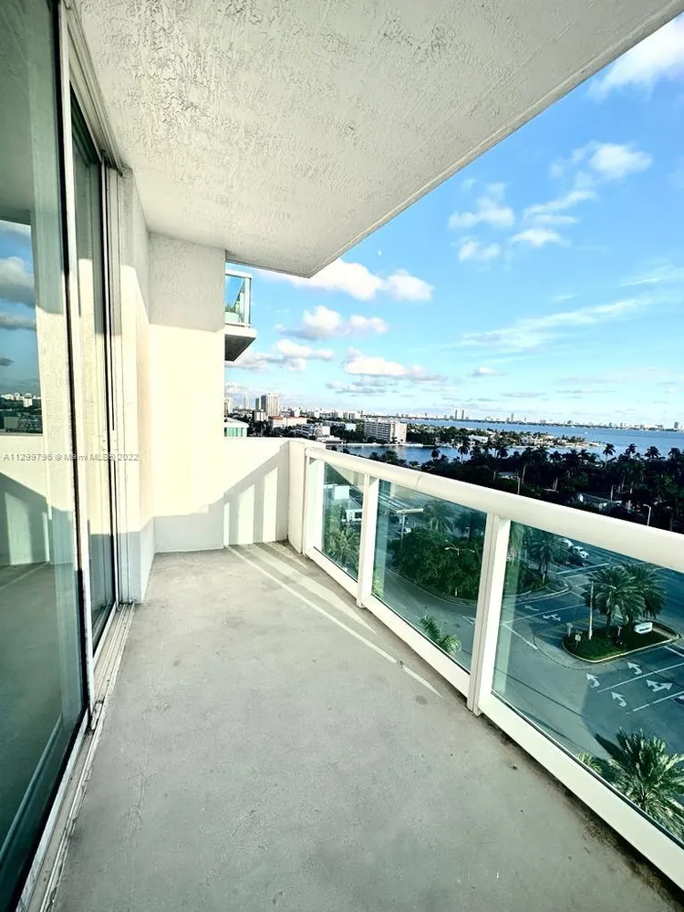 360 Condo #1125 image #44