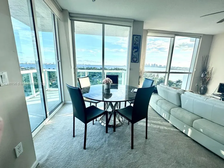 360 Condo #1125 image #8