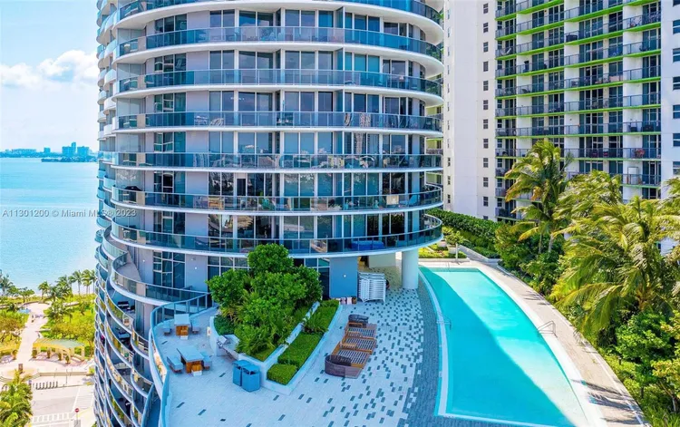 Aria on the Bay #1811 image #19