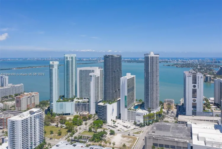 Aria on the Bay #1811 image #27