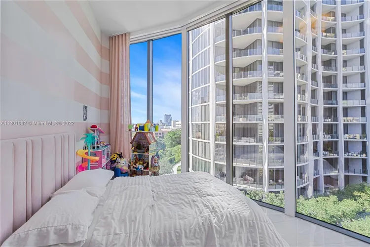 One Park Grove #8D image #19