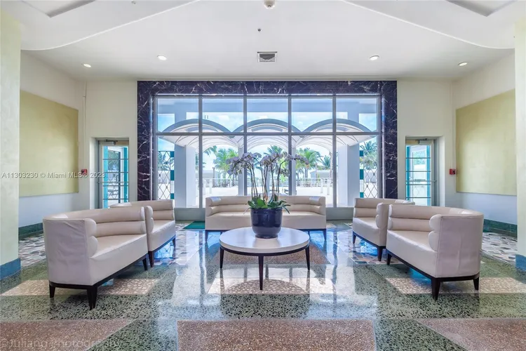 Executive #9C image #15