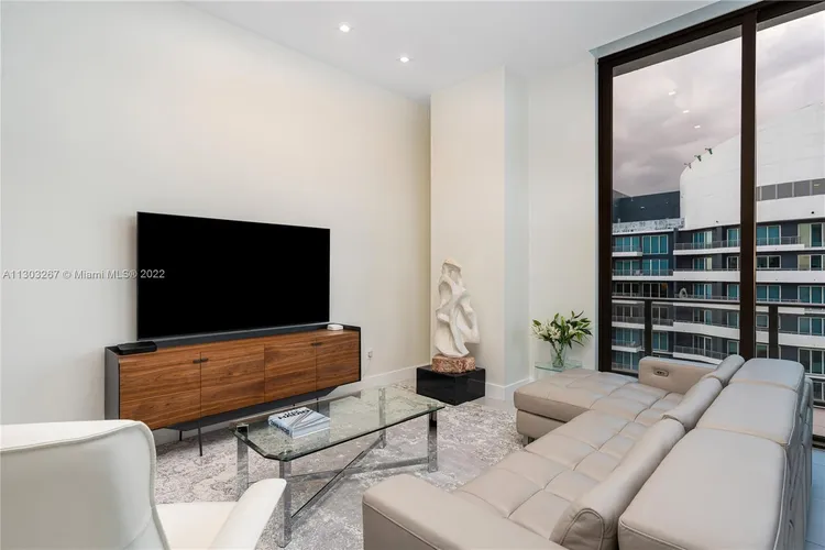 Dua Miami (SLS Hotel and Residences) #UPH7 image #12