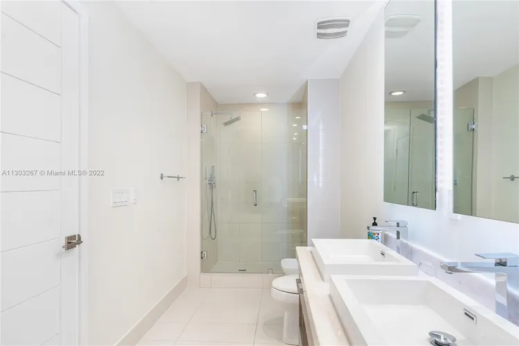 Dua Miami (SLS Hotel and Residences) #UPH7 image #17