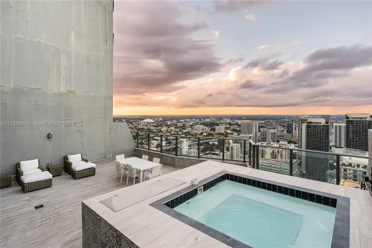 Dua Miami (SLS Hotel and Residences) #UPH7 image #8