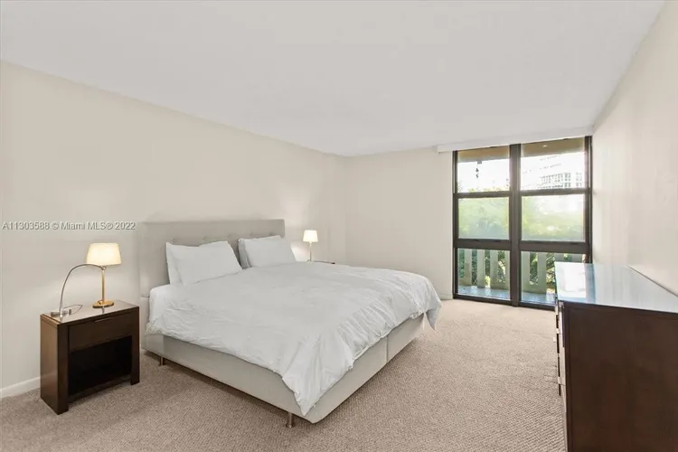 Towers of Key Biscayne #E304 image #10