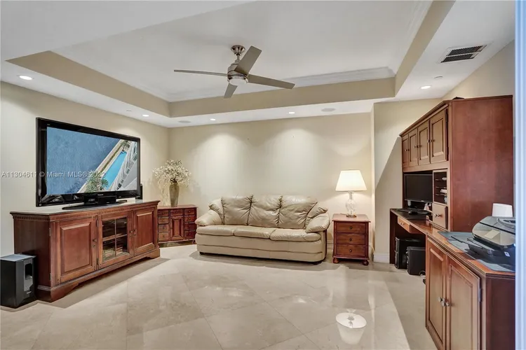 Hamptons South #2702 image #16