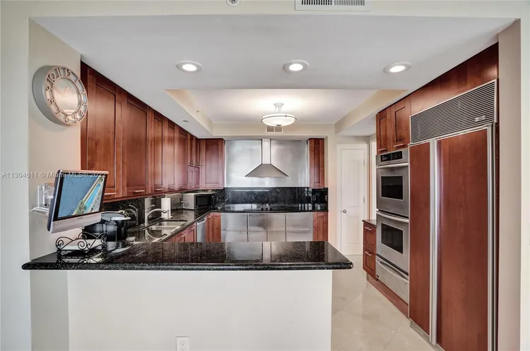 Hamptons South #2702 image #23