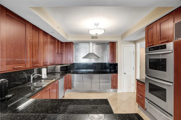 Hamptons South #2702 image #24