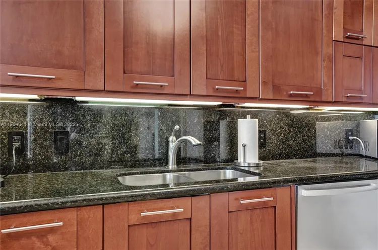 Hamptons South #2702 image #27