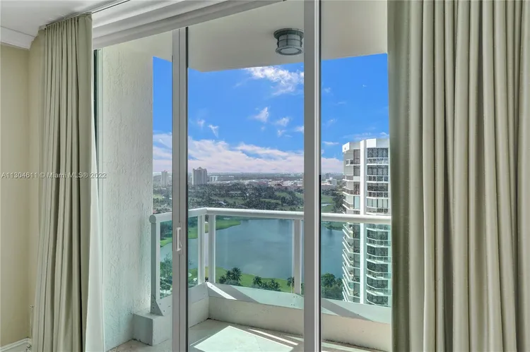 Hamptons South #2702 image #37