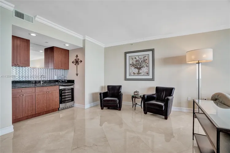 Hamptons South #2702 image #9