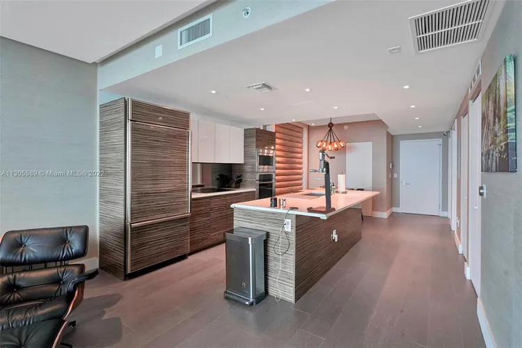 Icon Bay #3503 image #22