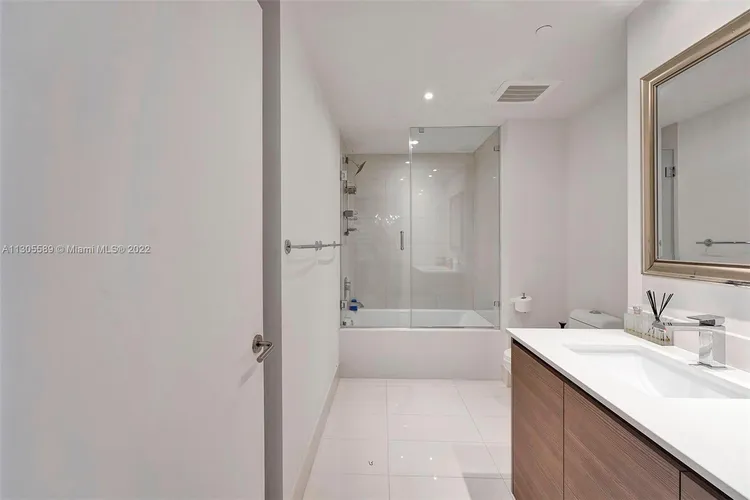 Icon Bay #3503 image #38