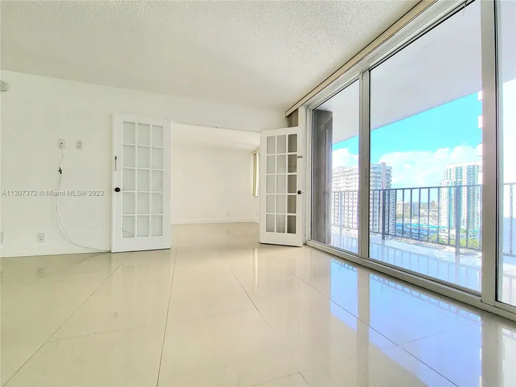Parker Plaza Estates #1604 image #10