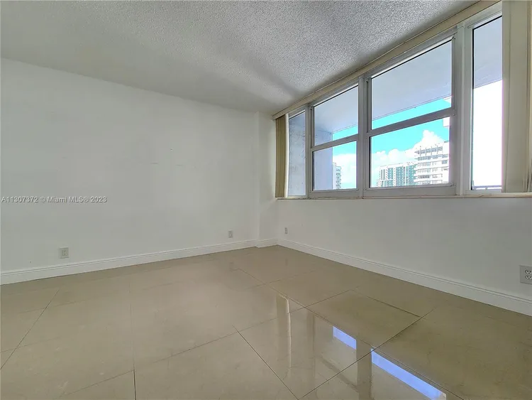 Parker Plaza Estates #1604 image #19