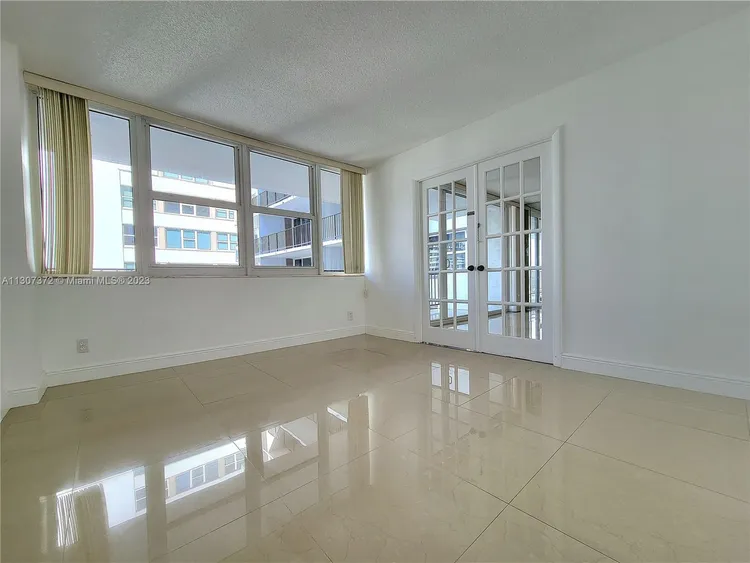 Parker Plaza Estates #1604 image #23
