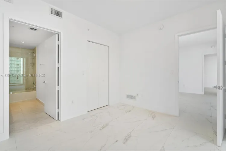 Aria on the Bay #4009 image #24