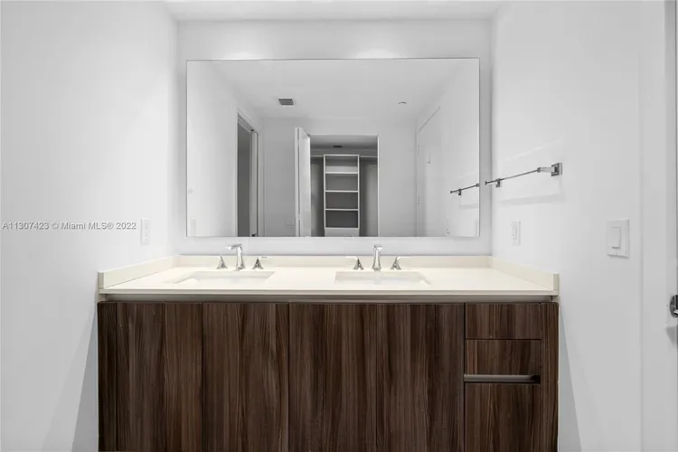 Aria on the Bay #4009 image #30