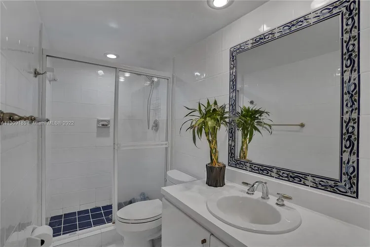 Parker Plaza Estates #920 image #23