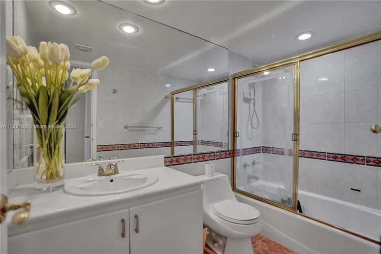Parker Plaza Estates #920 image #24