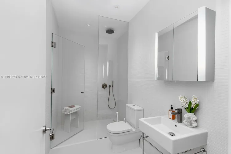 The Residences At The Miami Beach Edition #1402 image #16