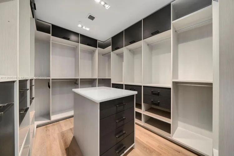 The Residences At The Miami Beach Edition #1402 image #17