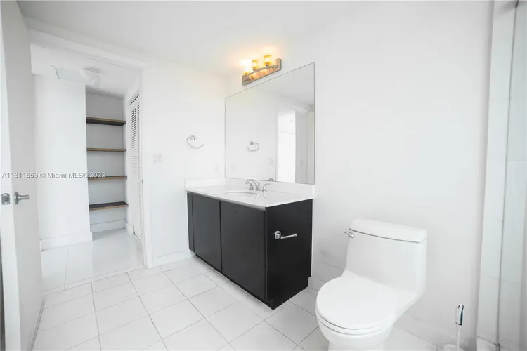 Onyx #PHI-04 image #13