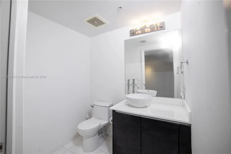 Onyx #PHI-04 image #8