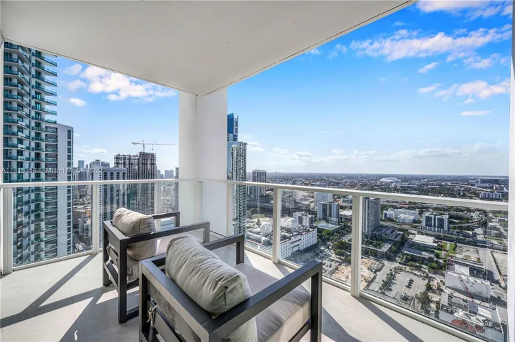 Ten Museum Park #PH4407 image #43