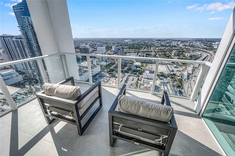 Ten Museum Park #PH4407 image #44