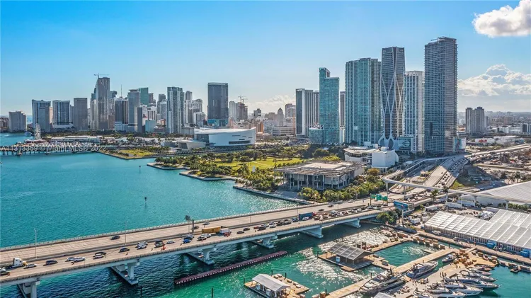 Ten Museum Park #PH4407 image #74