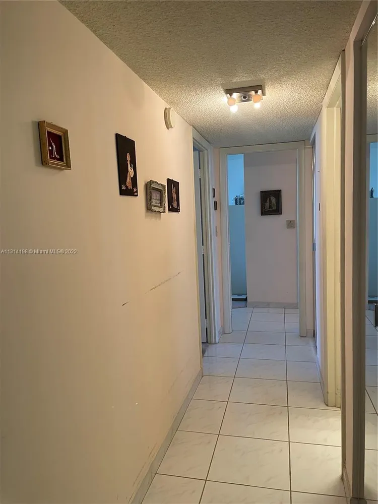 Hallmark of Hollywood #1818 image #17