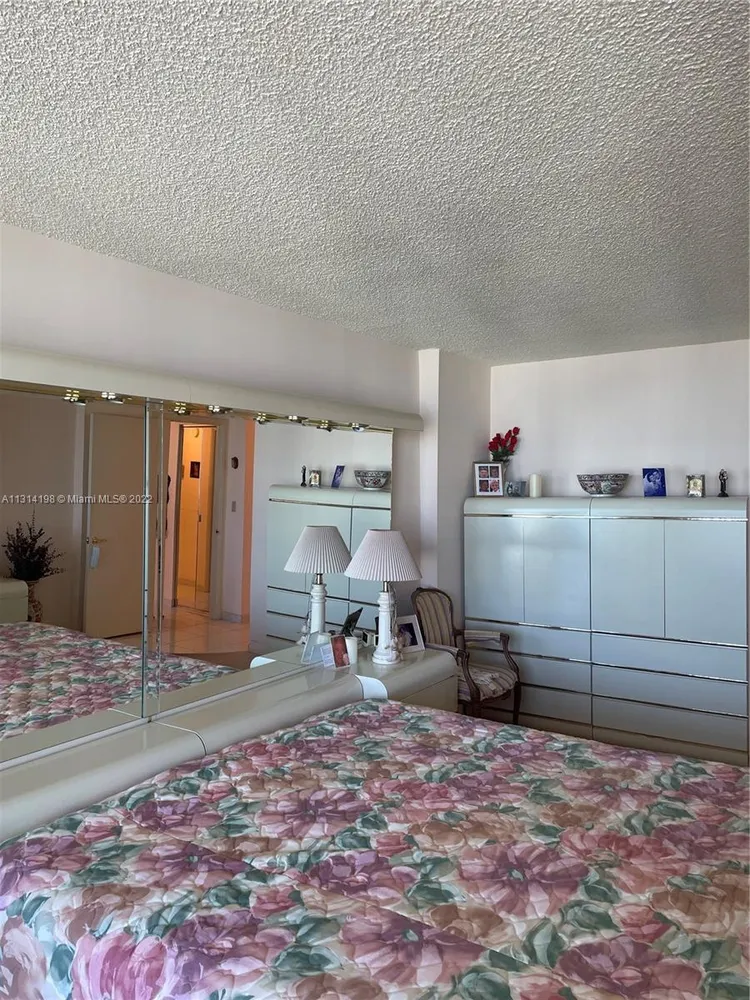 Hallmark of Hollywood #1818 image #20