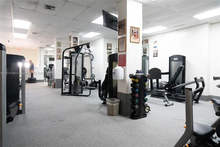 Hallmark of Hollywood #1818 image #28