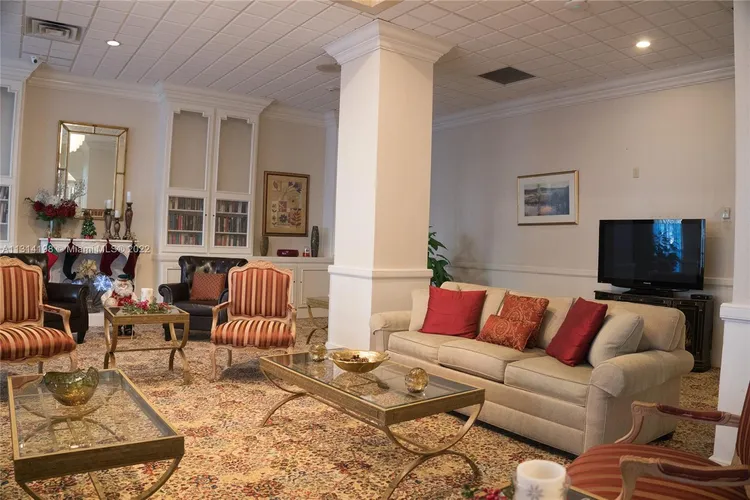 Hallmark of Hollywood #1818 image #6