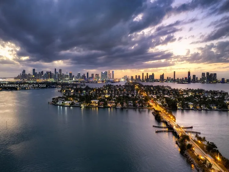 Island Terrace #3H image #14