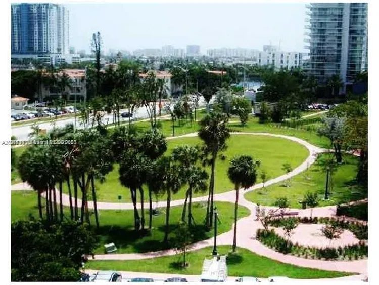 Island Terrace #3H image #17