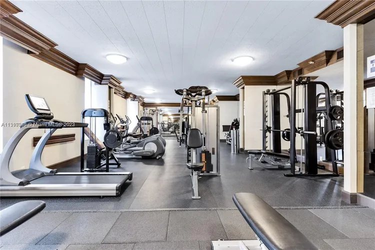 Island Terrace #3H image #18