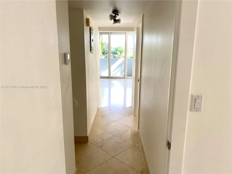 Island Terrace #3H image #7