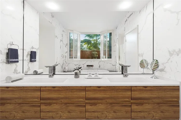 Portofino Tower #303 image #10