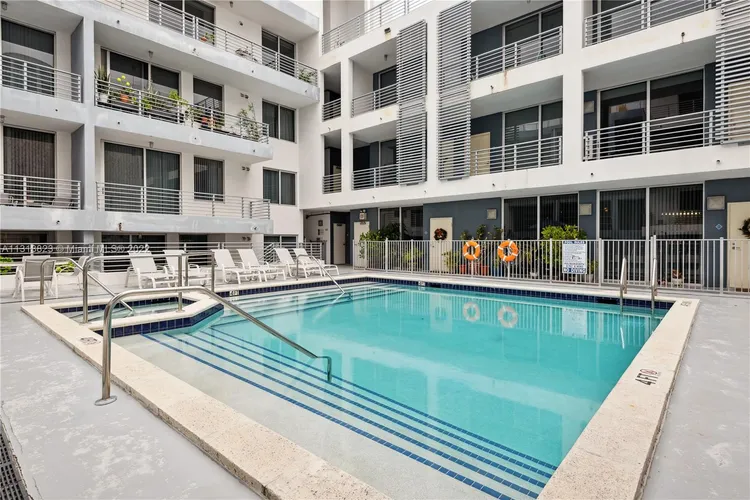 Lofts at Mayfair #202 image #16