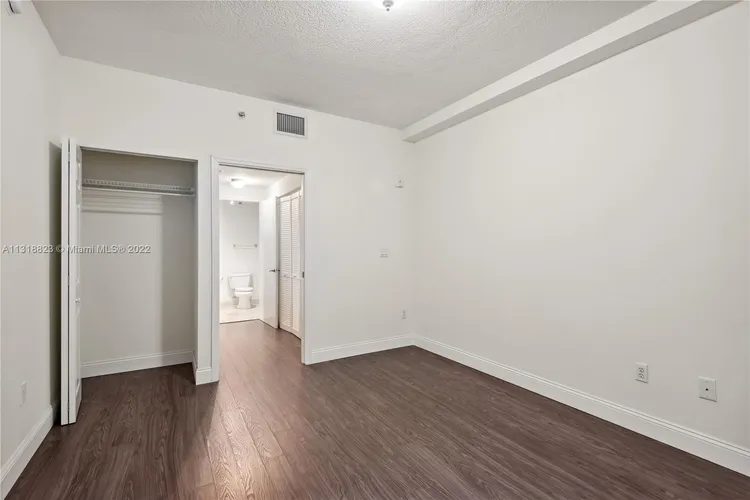 Lofts at Mayfair #202 image #7