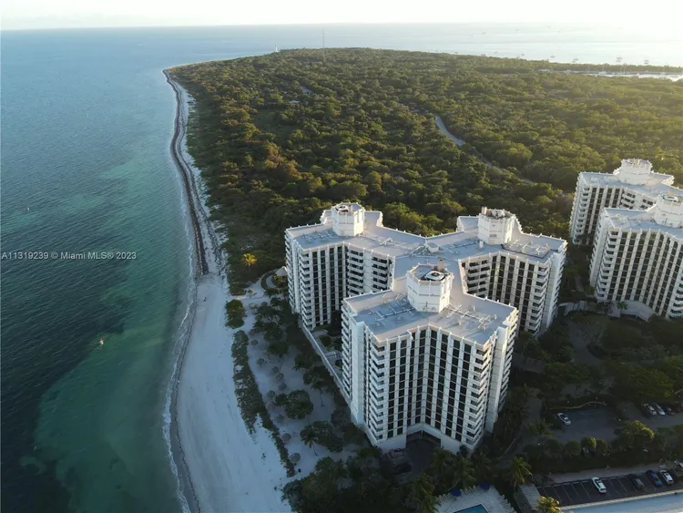 Towers of Key Biscayne #B502 image #15